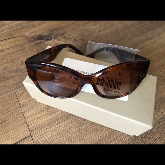 BURBERRY-AUTHENTIC NWT Tortoise Shell Sunglasses - Picture 14 of 16